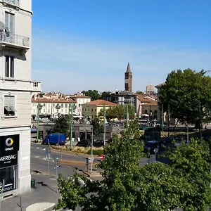 Navigli Darsena Mediolan