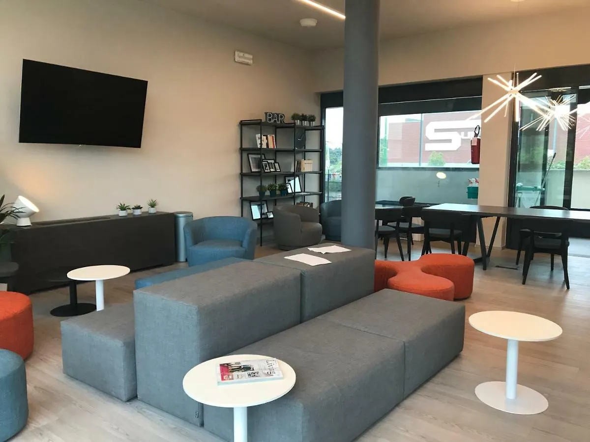 Campus Certosa Hotel Milan Guest house